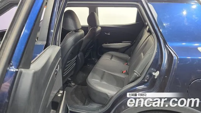 KG_Mobility_Ssangyong TIBOLI 2015 thumb 11