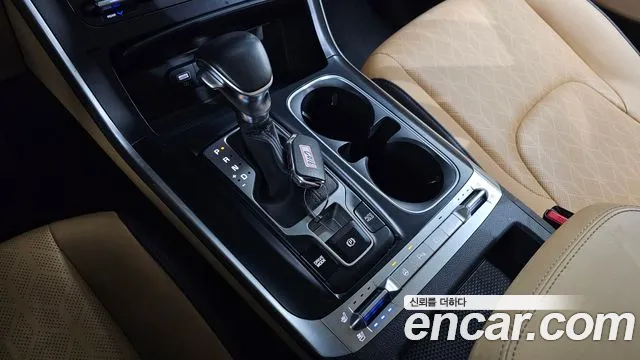 Kia Carnival 2021 thumb 9