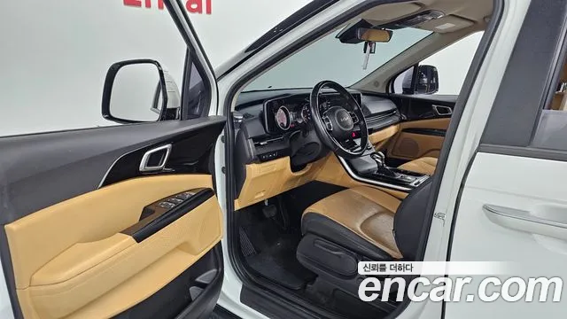 Kia Carnival 2021 thumb 10