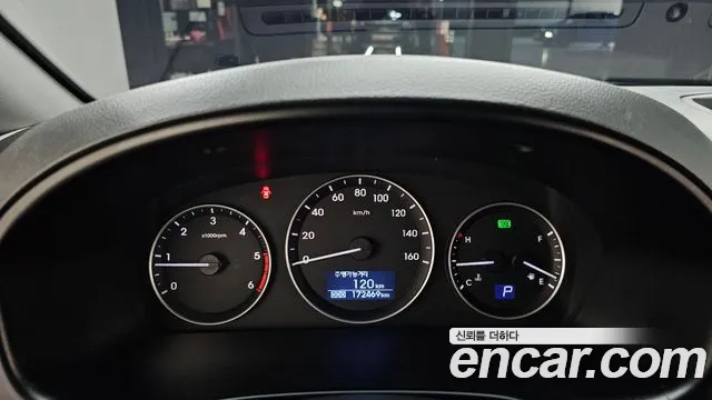 Hyundai Starex 2017 thumb 8