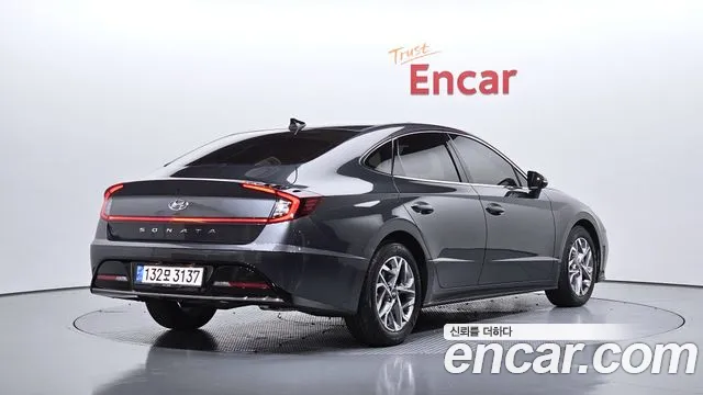 Hyundai Sonata 2022 thumb 2
