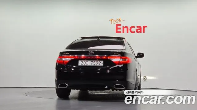 Hyundai Grandeur 2014 thumb 4