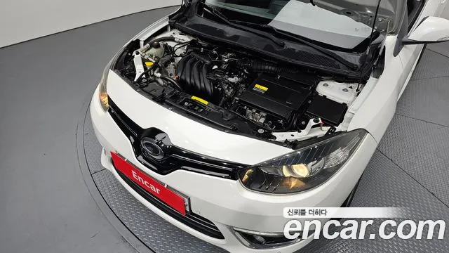 Renault-KoreaSamsung Fluence 2015 thumb 6