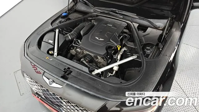Genesis G90 2019 thumb 5