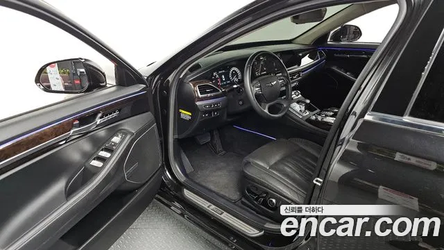 Genesis G90 2019 thumb 9