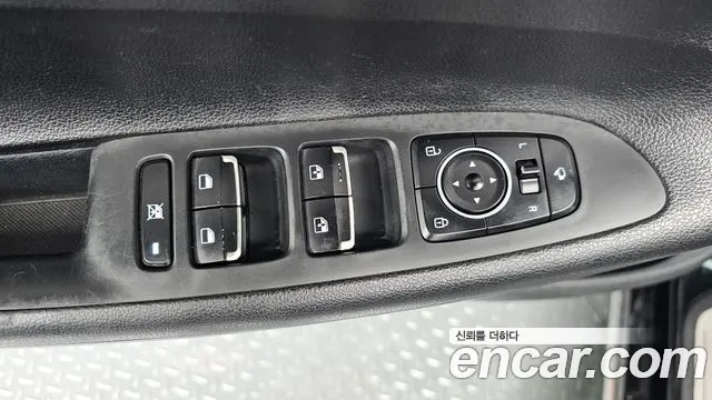 Hyundai Grandeur 2017 thumb 12