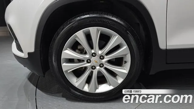 ChevroletGMDaewoo Tracker 2017 thumb 5