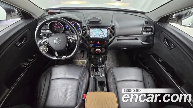 KG_Mobility_Ssangyong TIBOLI 2017 thumb 7
