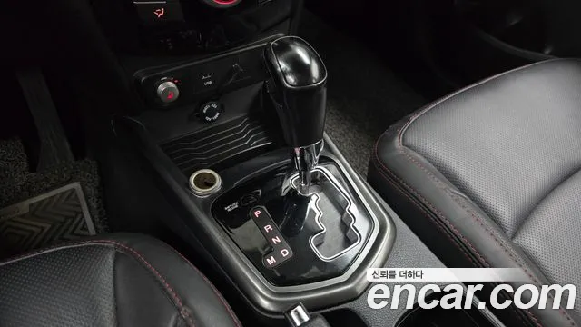 KG_Mobility_Ssangyong TIBOLI 2017 thumb 9