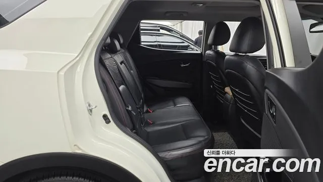 KG_Mobility_Ssangyong TIBOLI 2017 thumb 11