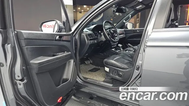 KG_Mobility_Ssangyong Rexton 2021 thumb 10