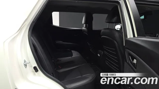 KG_Mobility_Ssangyong TIBOLI 2023 thumb 11
