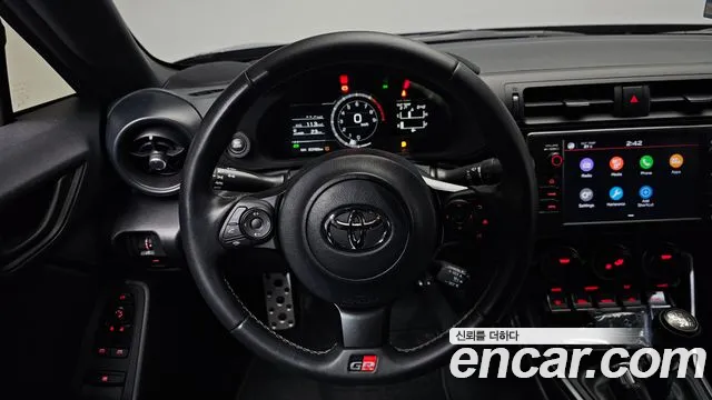 Toyota GT86 2026 thumb 12
