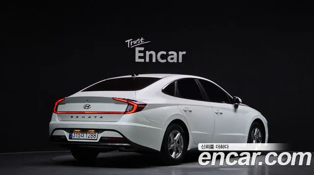 Hyundai Sonata 2022 thumb 2