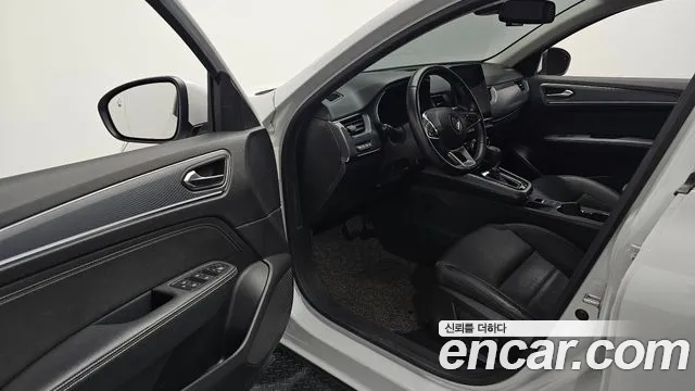 Renault-KoreaSamsung Arkana 2020 thumb 11