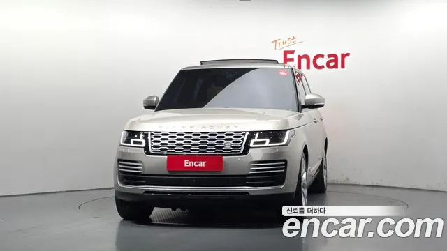 Land Rover Range Rover 2019 thumb 3