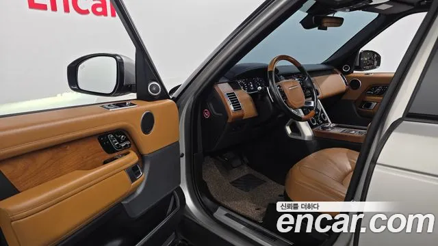 Land Rover Range Rover 2019 thumb 10