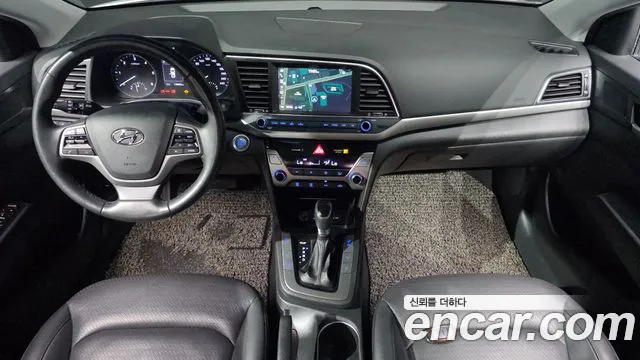 Hyundai Avante 2015 thumb 6