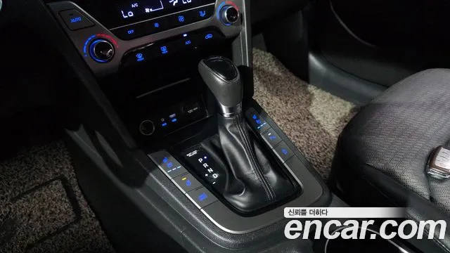 Hyundai Avante 2015 thumb 8