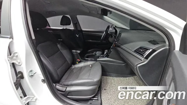 Hyundai Avante 2015 thumb 11