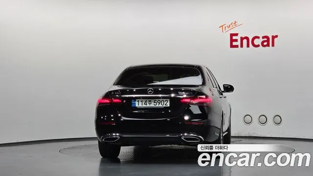 Mercedes-Benz E-Класс 2022 thumb 4