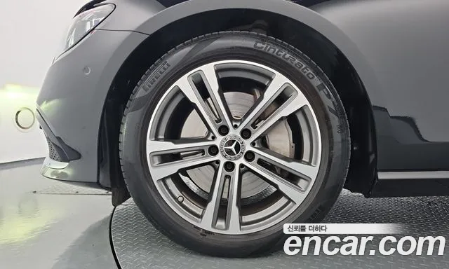 Mercedes-Benz E-Класс 2022 thumb 5