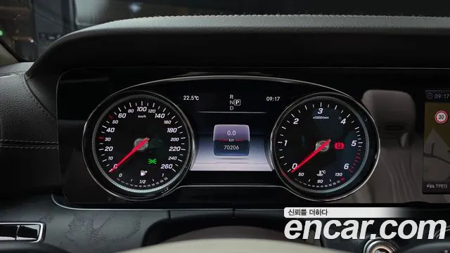 Mercedes-Benz E-Класс 2018 thumb 8