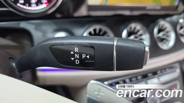 Mercedes-Benz E-Класс 2018 thumb 9