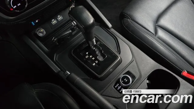 KG_Mobility_Ssangyong Rexton 2023 thumb 9