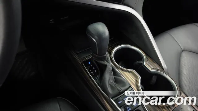 Toyota Camry 2019 thumb 9