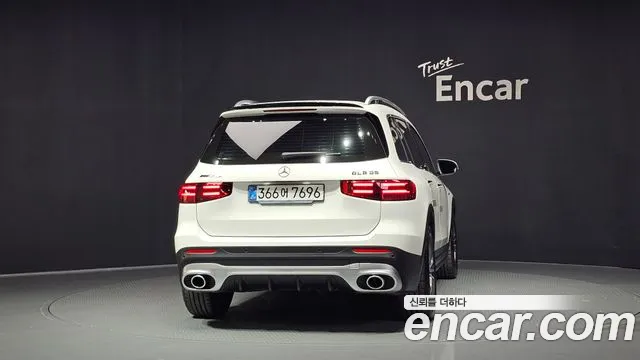 Mercedes-Benz GLB 2026 thumb 4