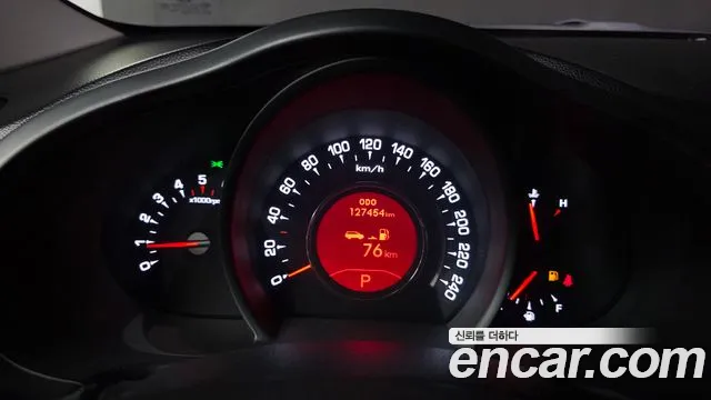 Kia Sportage 2012 thumb 8
