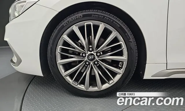 Hyundai Grandeur 2017 thumb 5