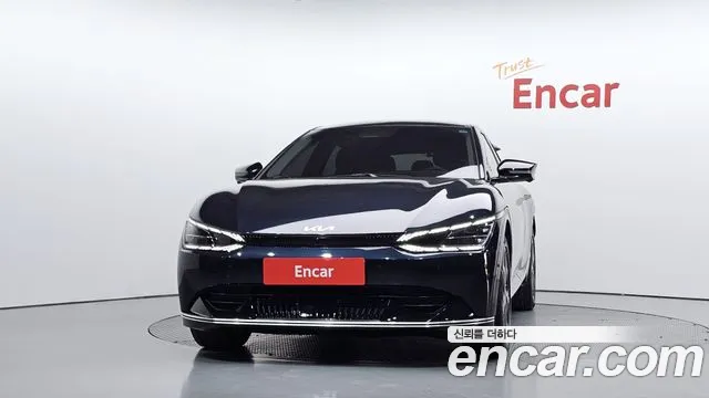 Kia EV6 2023 thumb 3