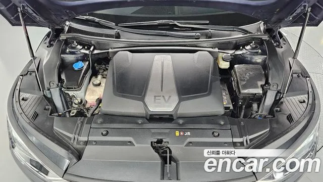 Kia EV6 2023 thumb 6