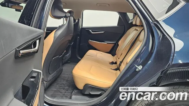 Kia EV6 2023 thumb 12