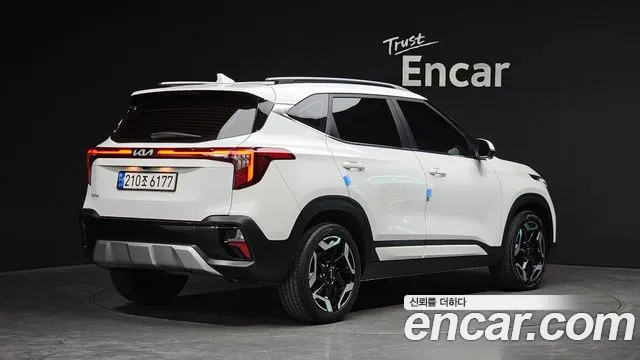 Kia Seltos 2023 thumb 2