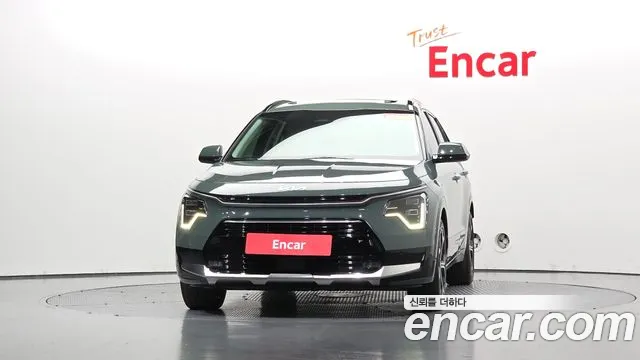 Kia Niro 2022 thumb 2