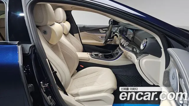 Mercedes-Benz CLS-Class 2019 thumb 10