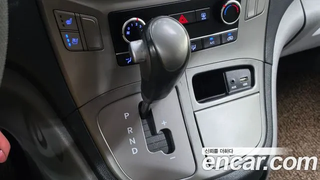 Hyundai Starex 2019 thumb 9