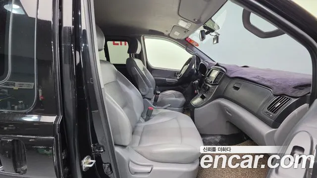 Hyundai Starex 2019 thumb 10