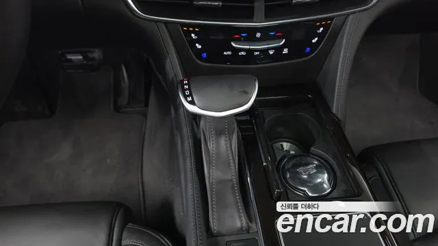 Cadillac CT6 2018 thumb 9