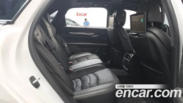Cadillac CT6 2018 thumb 11