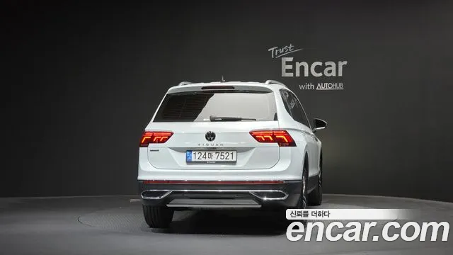 Volkswagen Tiguan 2022 thumb 4