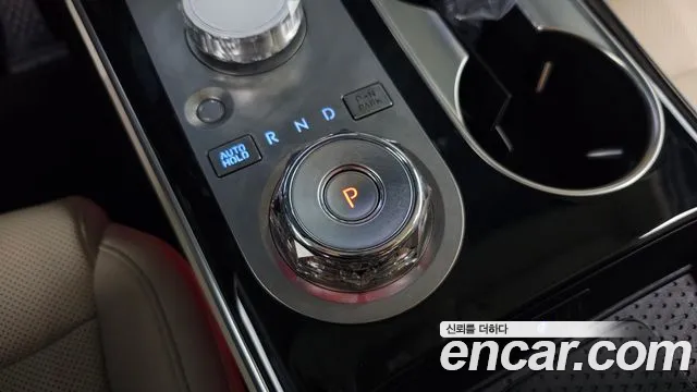 Genesis GV70 2024 thumb 9