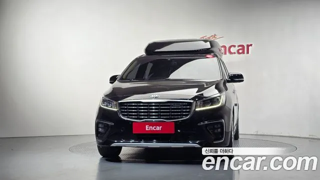 Kia Carnival 2018 thumb 3