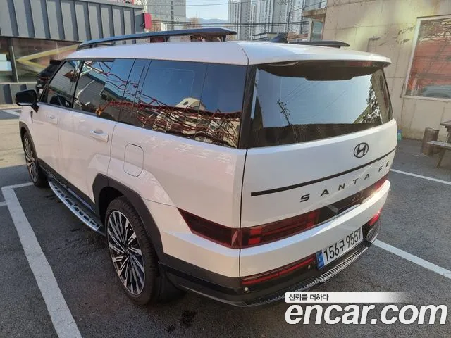 Hyundai Santa Fe 2023 thumb 4
