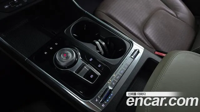 Kia Carnival 2024 thumb 9
