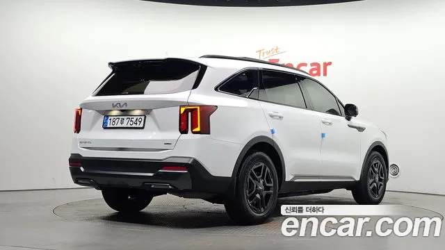 Kia Sorento 2024 thumb 2