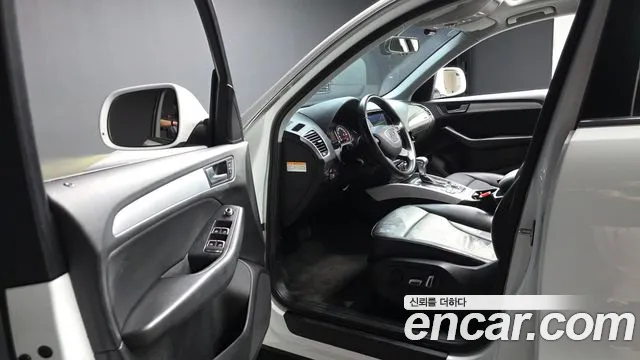 Audi Q5 2014 thumb 10